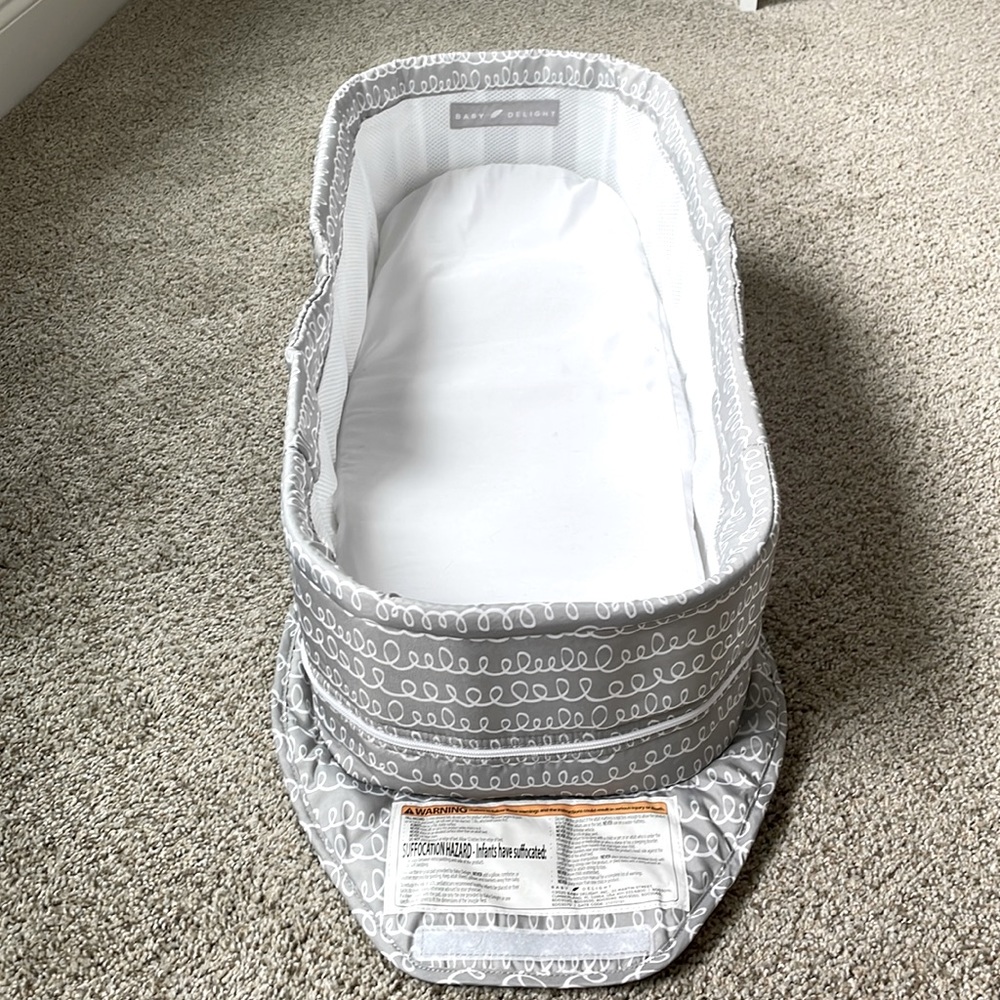 Baby Delight Snuggle Nest
